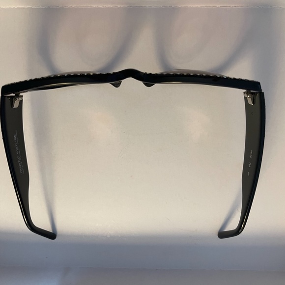 Vintage Emmanelle Khan Sunglasses - Picture 2 of 5